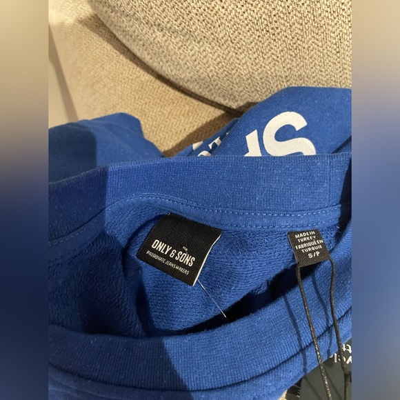NWT Only & Sons UNISEX Sweatshirt 'Toby' in
Royal Blue - Picture 6 of 13